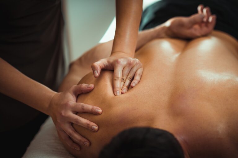 Shoulder Sports Massage Therapy